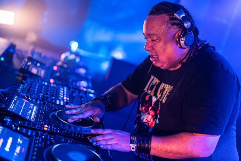 Bass-D celebrates his 50th birthday with event